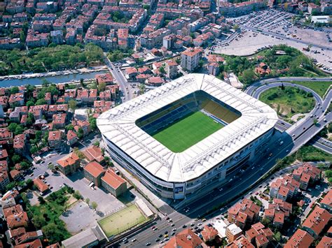 Ülker Stadyumu Fenerbahçe Şükrü Saracoğlu Spor Kompleks